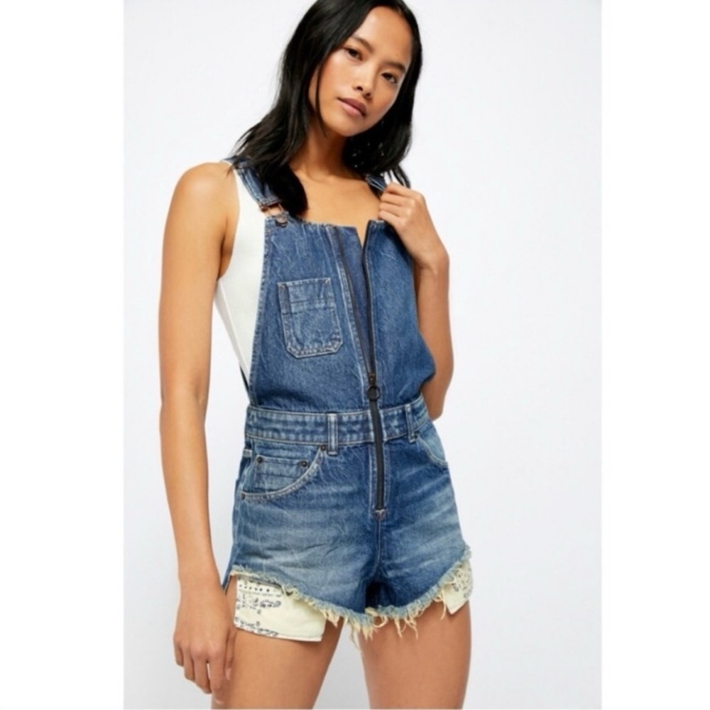 Free People We the Free Sunkissed Overalls Shortalls Denim Blue Size 2